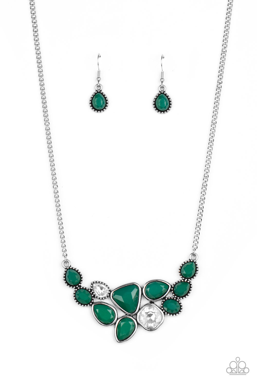 Breathtaking Brilliance - Green - VENDOR _NAME - Sassy Sparkles $5 Jewelry