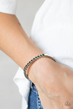 Load image into Gallery viewer, Stellar Beam - Green freeshipping - Sassy Sparkles $5 Jewelry
