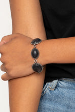 Load image into Gallery viewer, River View - Black freeshipping - Sassy Sparkles $5 Jewelry
