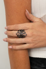 Load image into Gallery viewer, Regal Roundabout - Black freeshipping - Sassy Sparkles $5 Jewelry
