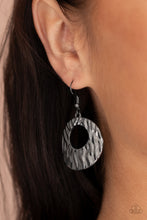 Load image into Gallery viewer, Warped Perceptions - Black freeshipping - Sassy Sparkles $5 Jewelry
