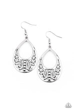 Load image into Gallery viewer, Stylish Serpentine - Silver freeshipping - Sassy Sparkles $5 Jewelry
