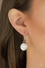 Load image into Gallery viewer, Paparazzi Beachfront and Center - Silver - VENDOR _NAME - Sassy Sparkles $5 Jewelry
