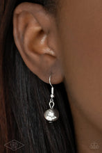 Load image into Gallery viewer, Forbidden Love - Black - VENDOR _NAME - Sassy Sparkles $5 Jewelry
