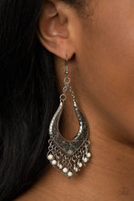 Load image into Gallery viewer, Paparazzi Sahara Fiesta - White - VENDOR _NAME - Sassy Sparkles $5 Jewelry
