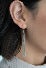 Load image into Gallery viewer, Paparazzi So Mod - Silver - VENDOR _NAME - Sassy Sparkles $5 Jewelry
