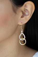 Load image into Gallery viewer, Paparazzi Red Carpet Couture - Gold - VENDOR _NAME - Sassy Sparkles $5 Jewelry
