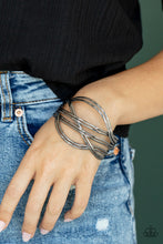 Load image into Gallery viewer, Hautely Hammered - Black freeshipping - Sassy Sparkles $5 Jewelry
