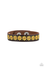 Load image into Gallery viewer, Wildflower Wayfarer - Yellow - VENDOR _NAME - Sassy Sparkles $5 Jewelry
