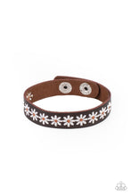 Load image into Gallery viewer, Wildflower Wayfarer - White - VENDOR _NAME - Sassy Sparkles $5 Jewelry
