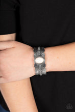 Load image into Gallery viewer, Paparazzi Desert Stroll - White - VENDOR _NAME - Sassy Sparkles $5 Jewelry
