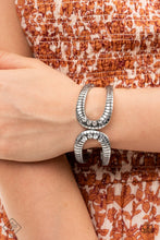 Load image into Gallery viewer, Paparazzi SimplySanta Fe - Trend Blend July 2022 - VENDOR _NAME - Sassy Sparkles $5 Jewelry
