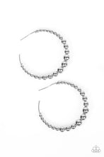 Load image into Gallery viewer, Paparazzi Show Off Your Curves - Silver
