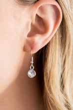 Load image into Gallery viewer, Paparazzi Forget the Crown - Multi
