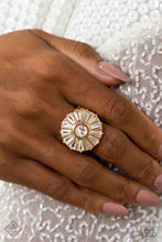 Load image into Gallery viewer, Paparazzi High Society Haute - Gold
