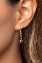 Load image into Gallery viewer, Paparazzi Sea Conch - Gold
