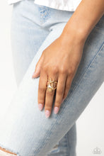 Load image into Gallery viewer, Paparazzi Seashell Showcase - Gold
