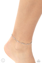 Load image into Gallery viewer, Paparazzi Simple Sass - White (Anklet)
