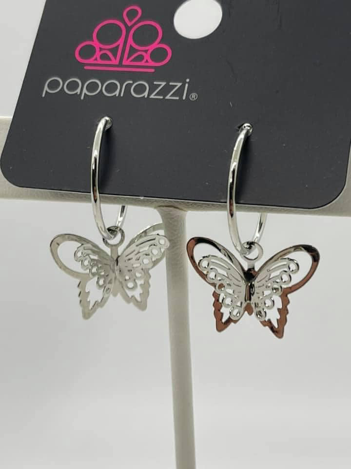 Paparazzi Butterfly Freestyle - Silver