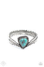 Load image into Gallery viewer, Desert Roost - Blue freeshipping - Sassy Sparkles $5 Jewelry
