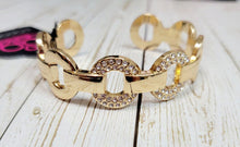 Load image into Gallery viewer, Paparazzi Revolutionary Romantic - Gold
