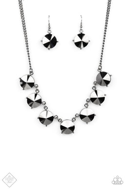 The Showcase Must Go On - Black freeshipping - Sassy Sparkles $5 Jewelry